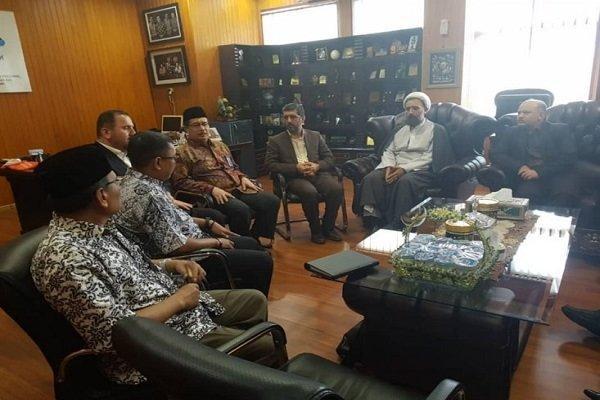 سفر علمی مسئولان واعضای هیات علمی دانشگاه مذاهب اسلامی به اندونزی