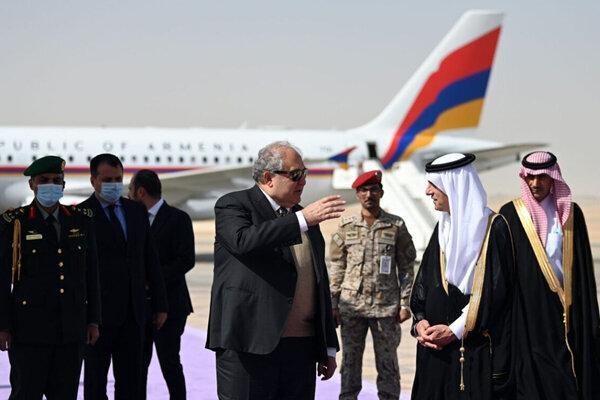 تور ارمنستان: رئیس جمهور ارمنستان به عربستان سفر کرد