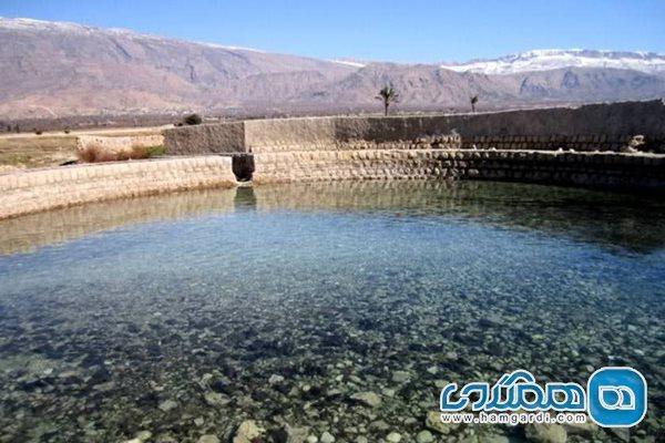 چشمه رنجان یکی از چشمه های تاریخی کازرون است