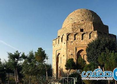 گنبد شیخ جنید یکی از جاذبه های گردشگری استان یزد است