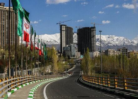 تداوم هوای قابل قبول در تهران، افزایش غلظت ازن به سبب گرمای هوا