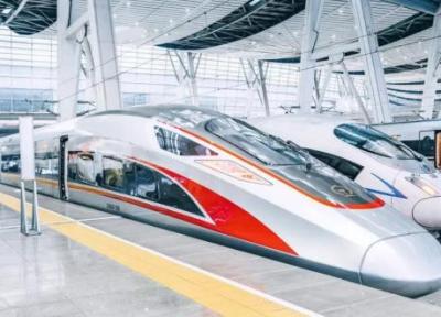 قطار چینی با سرعت شگفت انگیز 453 کیلومتر در ساعت