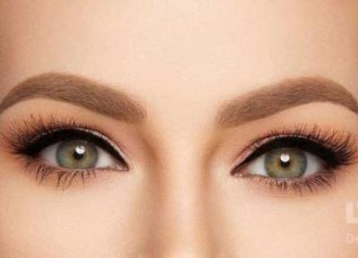آرایش مجذوب کننده برای پلک های افتاده